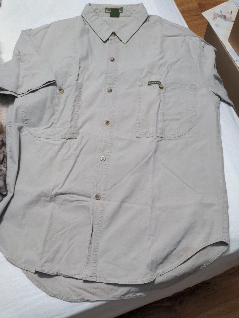 Outback Red Grey Tan Safari Button Down Size Small